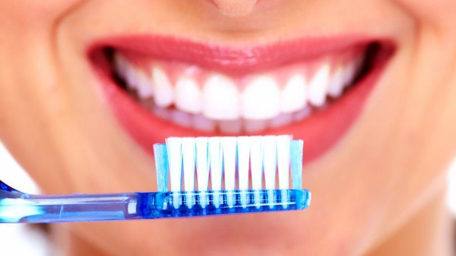 how-to-brush-your-teeth_1.jpg