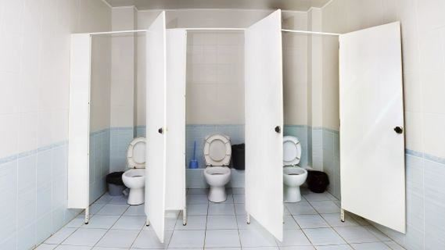 healthy-guide-to-use-public-toilet_2.jpg