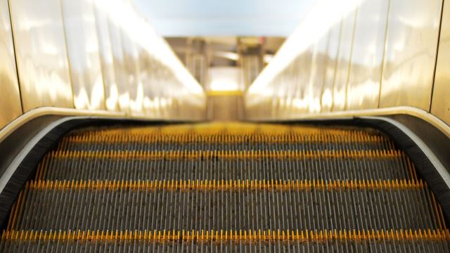 escalator-640.jpg