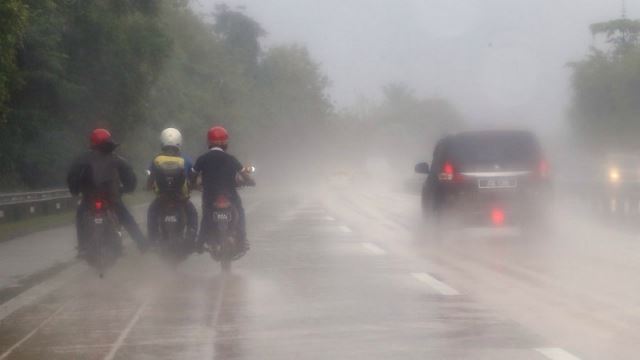 rain-kelantan-2.jpg