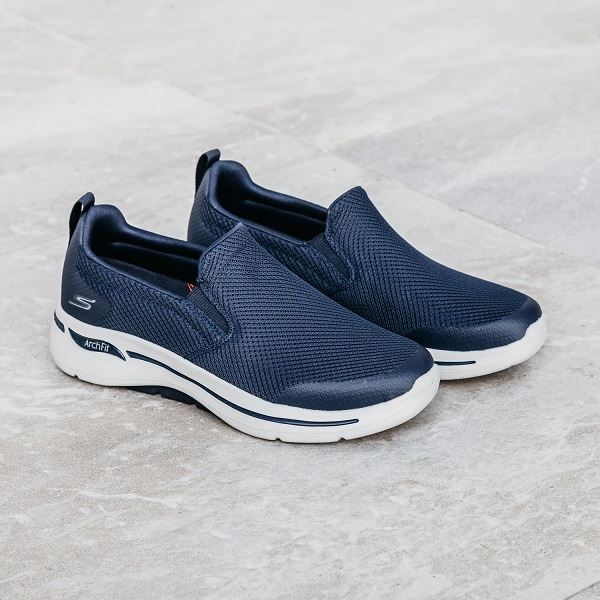 wearing the wrong shoe size can harm your health. here's how to find the right fit