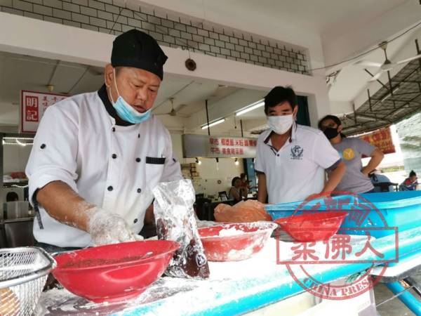 “好爸油条”病逝❗️两位女儿在福利部❗️王晓庭：地点保密，不希望有人骚扰