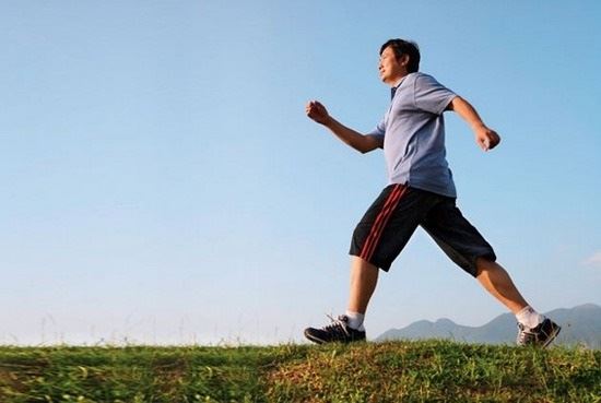 谁说走路不能瘦？走路减肥靠这4招！