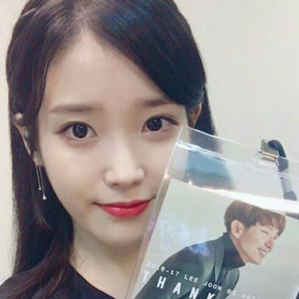 刘海该分左还是分右好呢❓日本研究：分右边可增加好感🔥