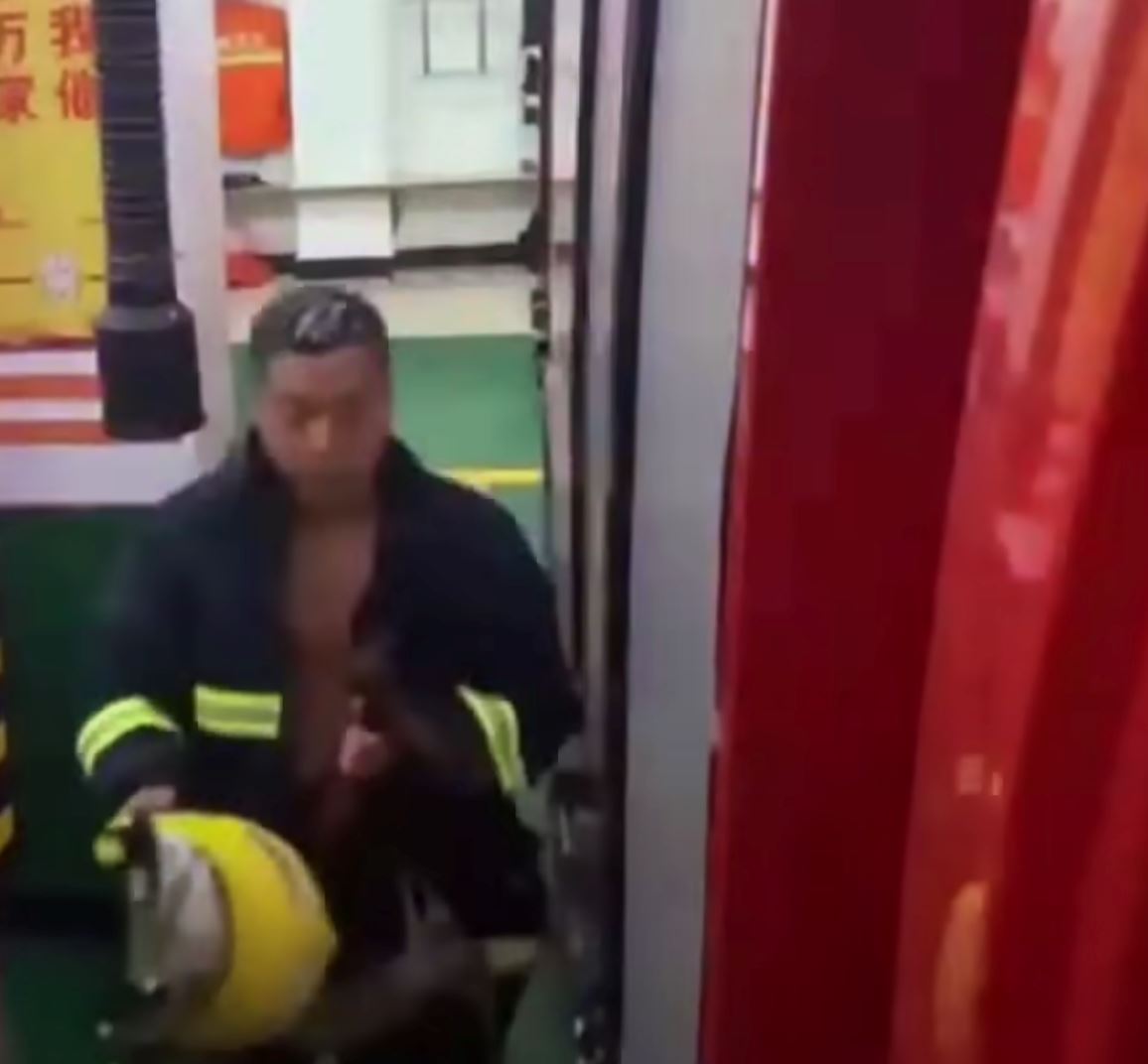 firefighter rushes out mid-shower to answer emergency call