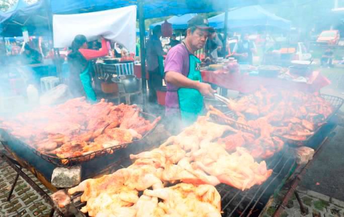 doctors urge food business owners to get typhoid vaccine ahead of ramadan month