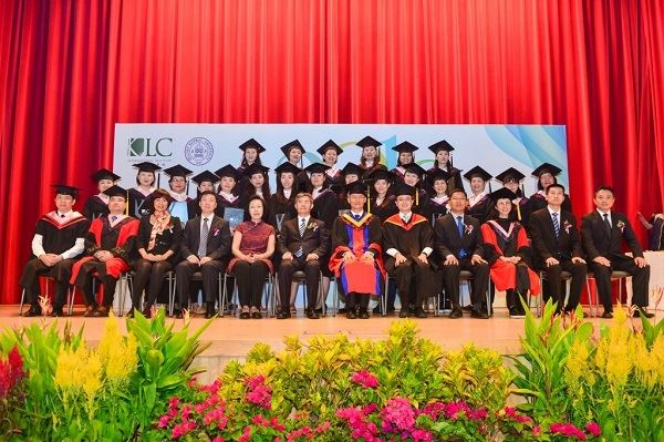 毕业=迷茫的开始？了解这6个区别，这个机会属于你！