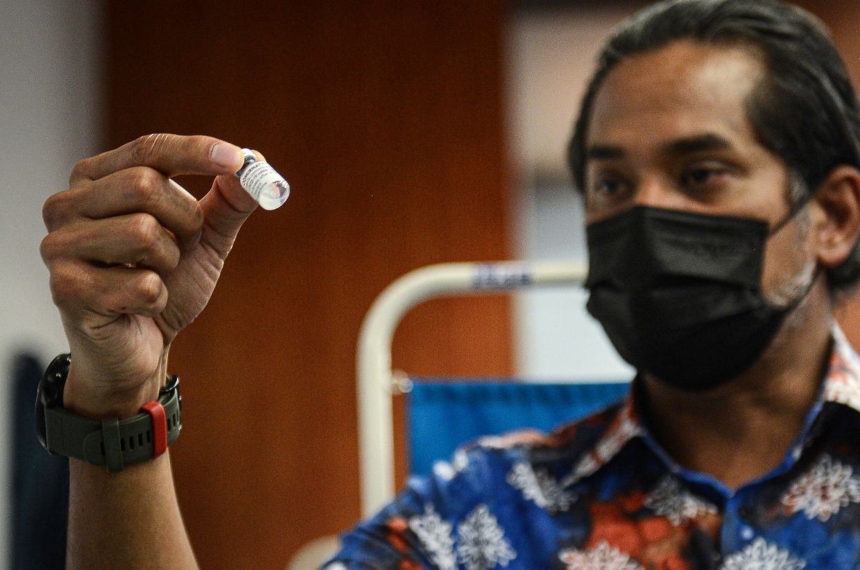 those above 60 will be given china’ sinovac covid-19 vaccine. 