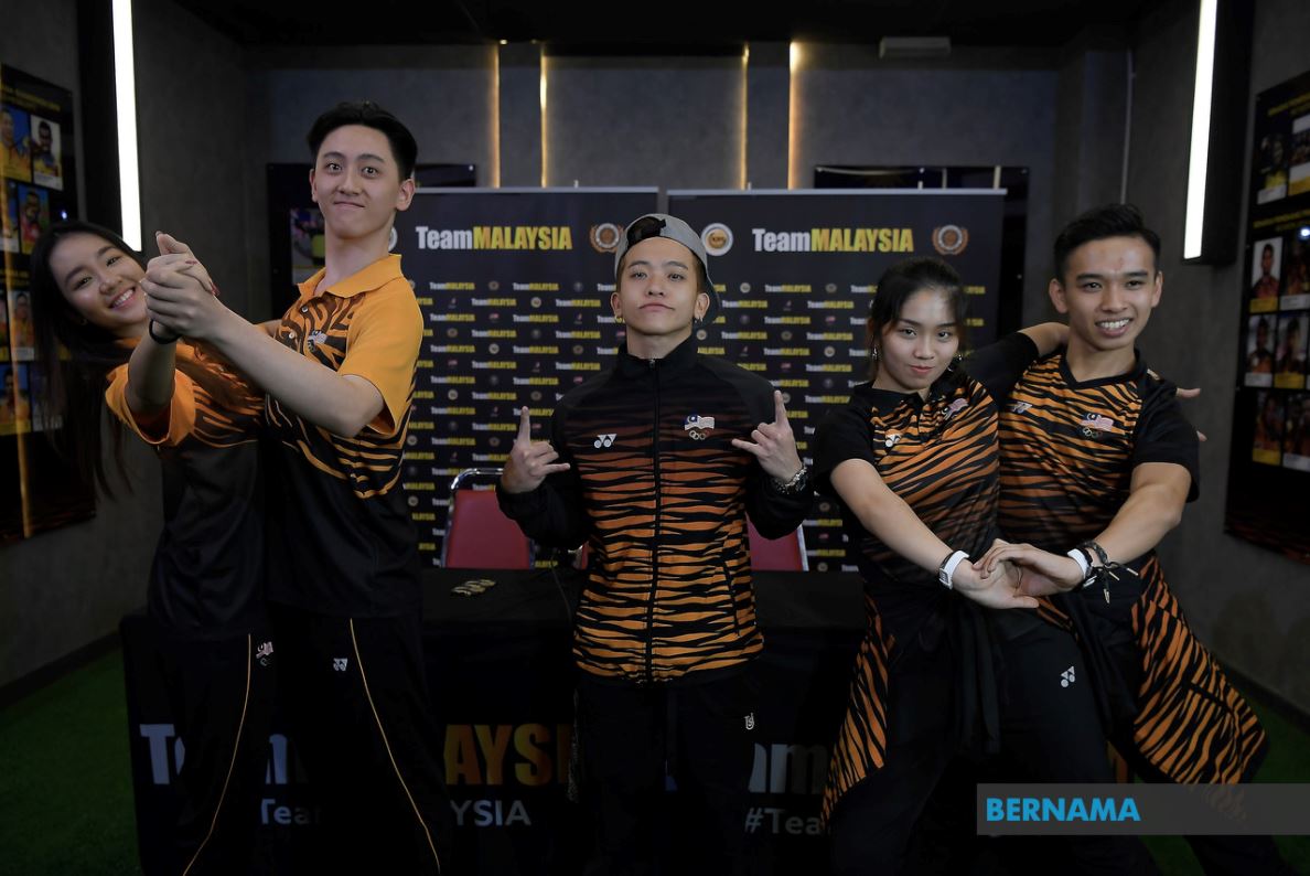 despite lowest entry rate ever, 2 malaysians were accepted into harvard university