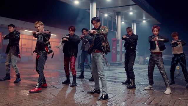 exo berjaya raih 400 juta tontonan menerusi video muzik ‘love shot’ 