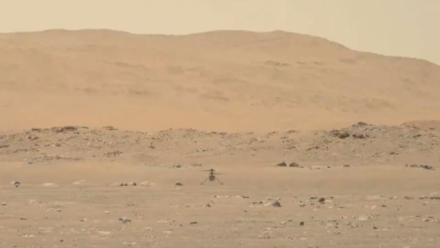 tonton footage helikopter yang mendarat di mars