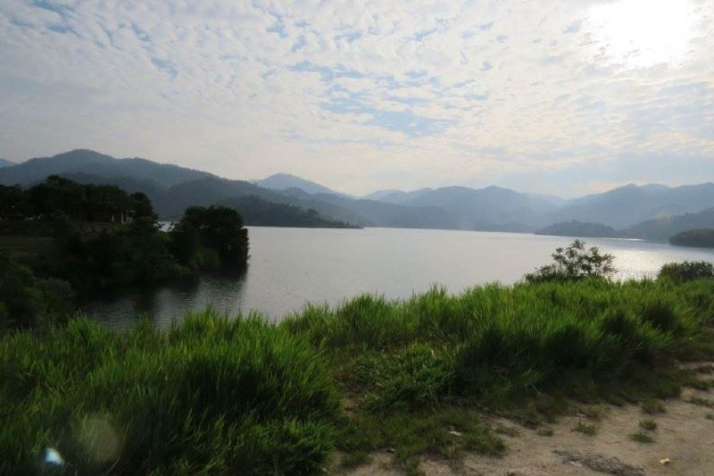 stop and explore selangor’s bedazzling outdoor night vibes!