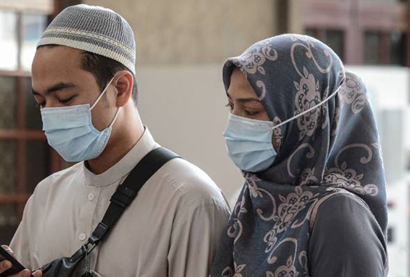 instafamous couple who travelled interstate for “honeymoon fined rm2,500 and jailed for one day