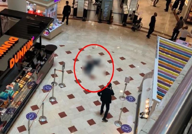 man falls to his death at a shopping mall in kuala lumpur