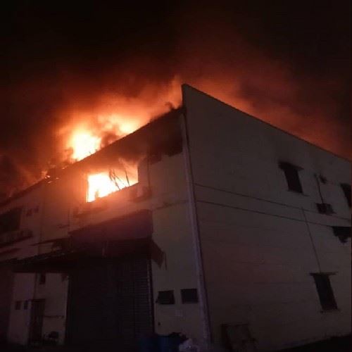 food processing factory at batu caves catches fire, parts of kl affected