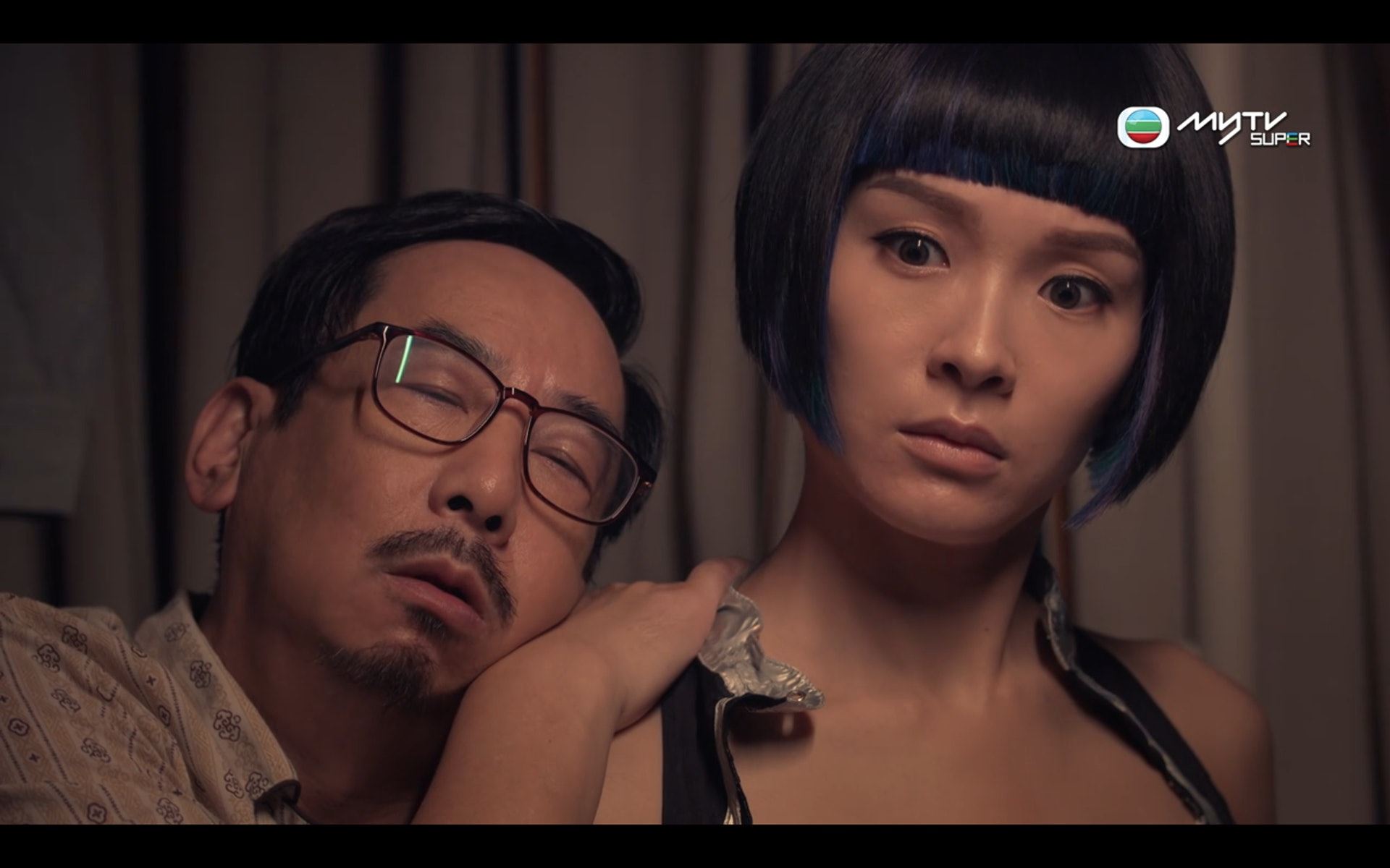 《智能爱人》开播❗️李佳芯演机械人超像🔥观众赞很自然
