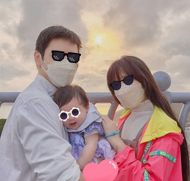 向佐、郭碧婷晒女儿新照❗️一家三口好有爱温馨❤️