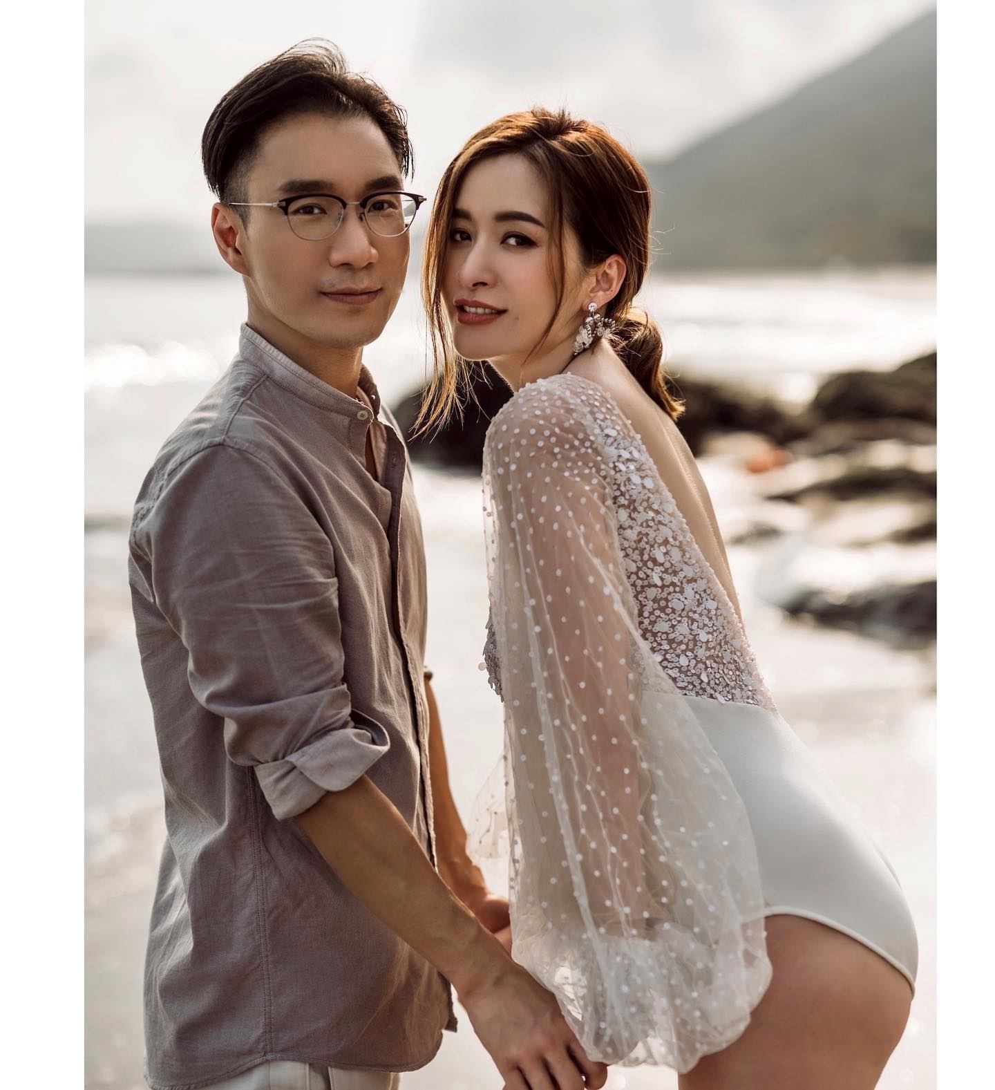 【多图】沈卓盈大晒怀孕写真❗️「当妈妈令我们变得更勇敢」❤️