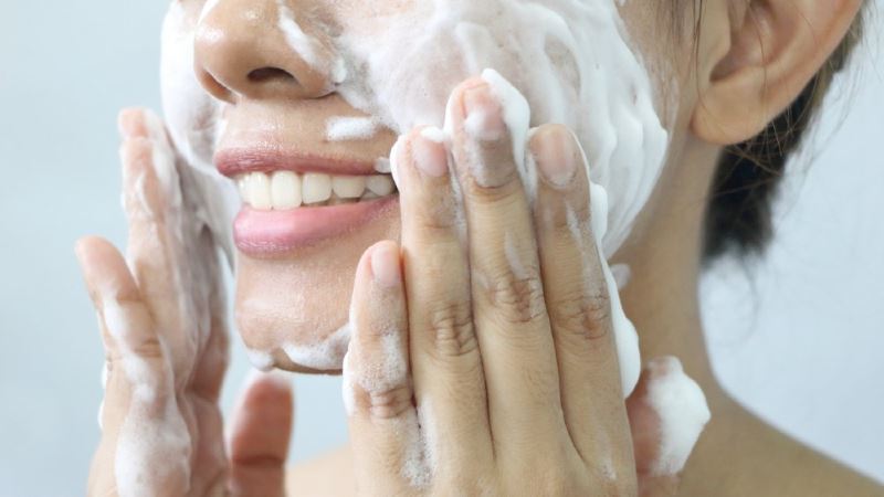 this is why you should not use bar soaps or body wash for your face!
