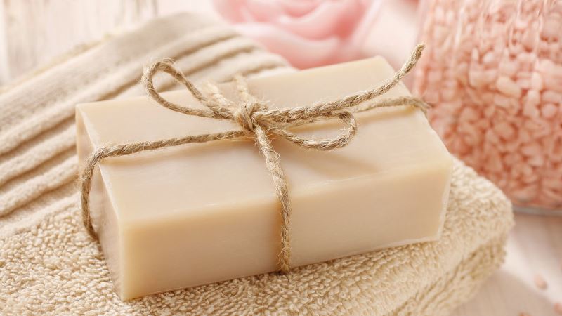 this is why you should not use bar soaps or body wash for your face!