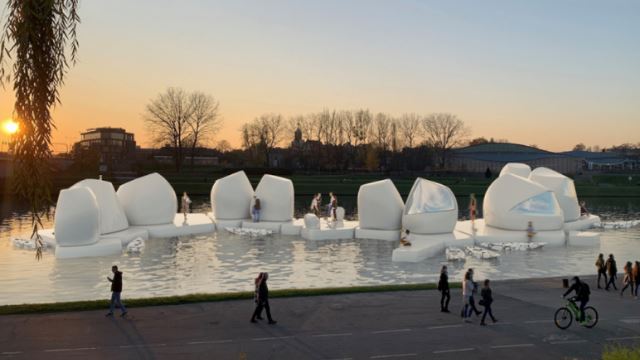 poland perkenal ruang bekerja terapung, kena naik kayak