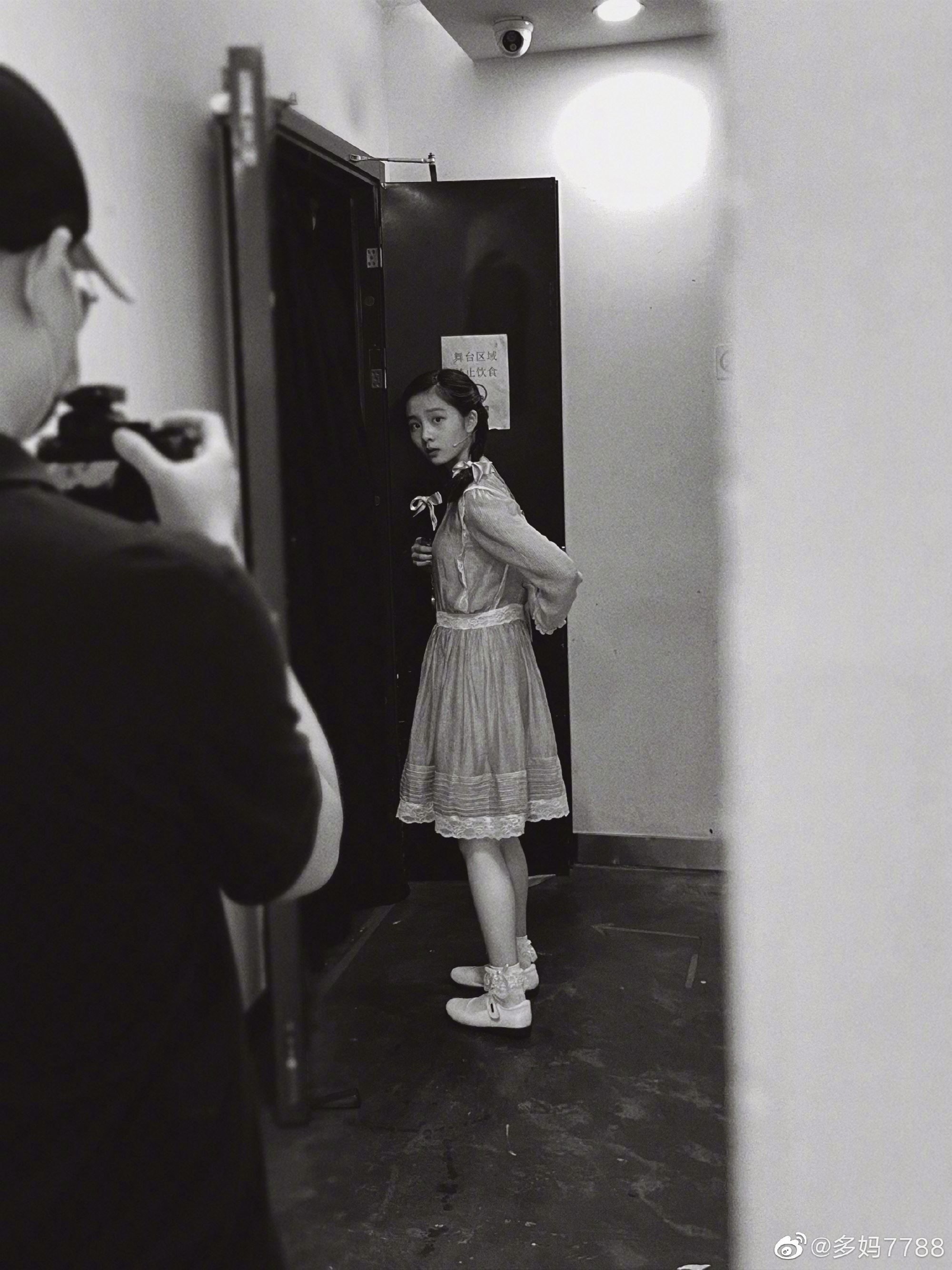 【多图】多多搭档何炅演出舞台剧❗️舞台魅力非凡❤️