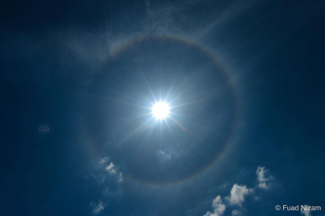 “gegelung cincin” muncul di langit, fenomena halo matahari undang perhatian orang ramai