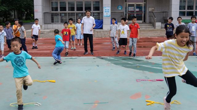 china mansuh dasar dua anak, rancang tingkat kadar kelahiran negara