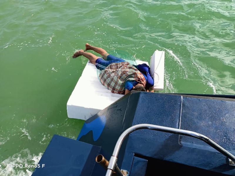 man tries crossing straits of penang for a second time, this time on a styrofoam raft