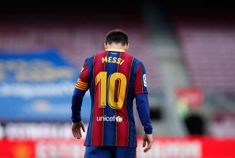 adios, la liga? barcelona drop messi bombshell