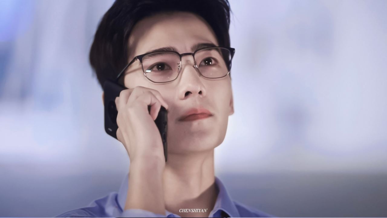 【多图】杨洋「于途」眼镜look帅爆镜❗️送你8张帅图做桌布❤️