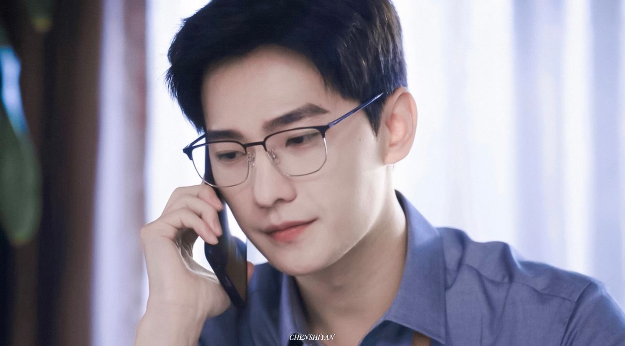 【多图】杨洋「于途」眼镜look帅爆镜❗️送你8张帅图做桌布❤️