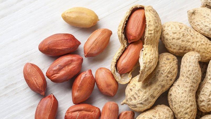 do peanuts actually cause acne? here’s the truth!