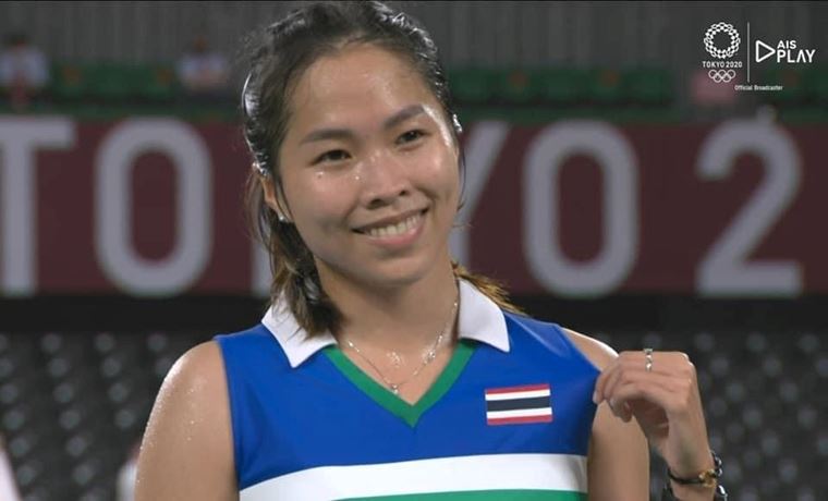 拉查诺宣布退出苏杯和尤杯❗️妈妈离世后一直哭不吃东西💔