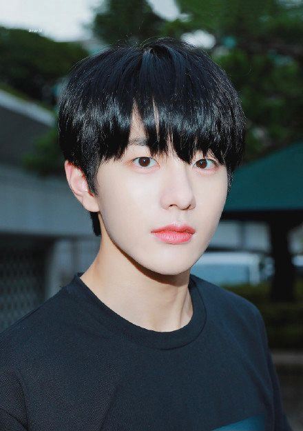 盘点11位在8月24日生日的明星艺人