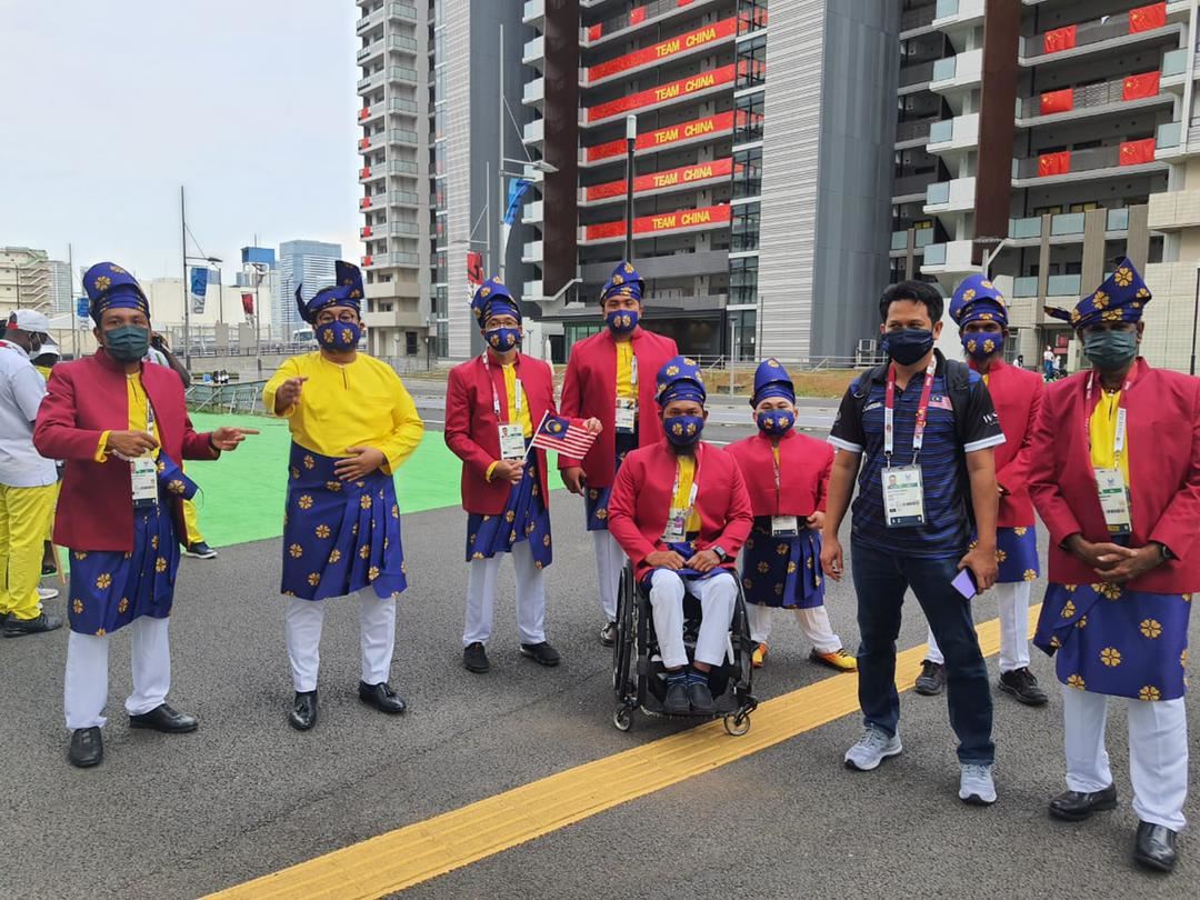tokyo 2020: pakaian rasmi kontinjen malaysia raih perhatian dunia di paralimpik tokyo