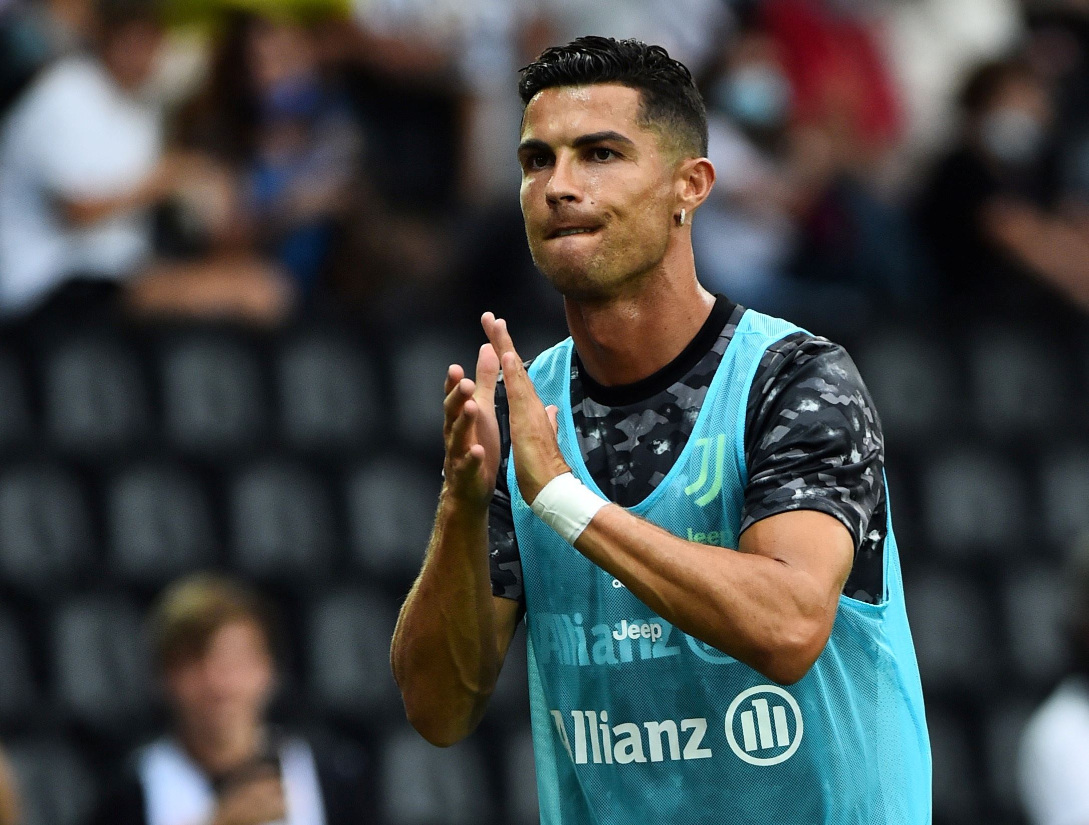 ronaldo pemain bola sepak paling berpengaruh?