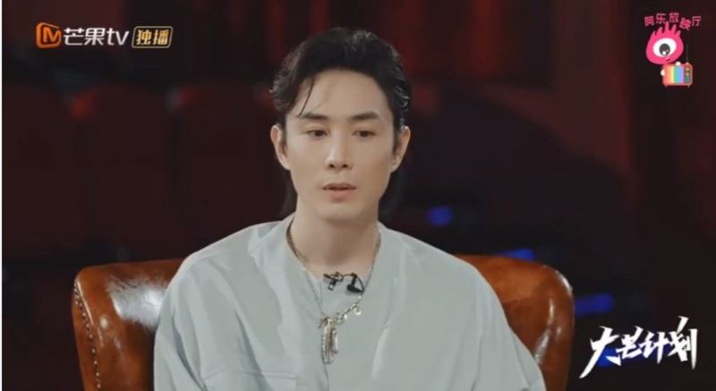 为了让戚薇产后继续追梦❗️李承铉当全职爸爸在家照顾女儿