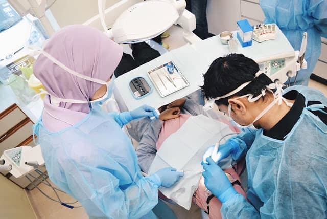 bahasa - bahasa doktor gigi yang anda perlu tahu