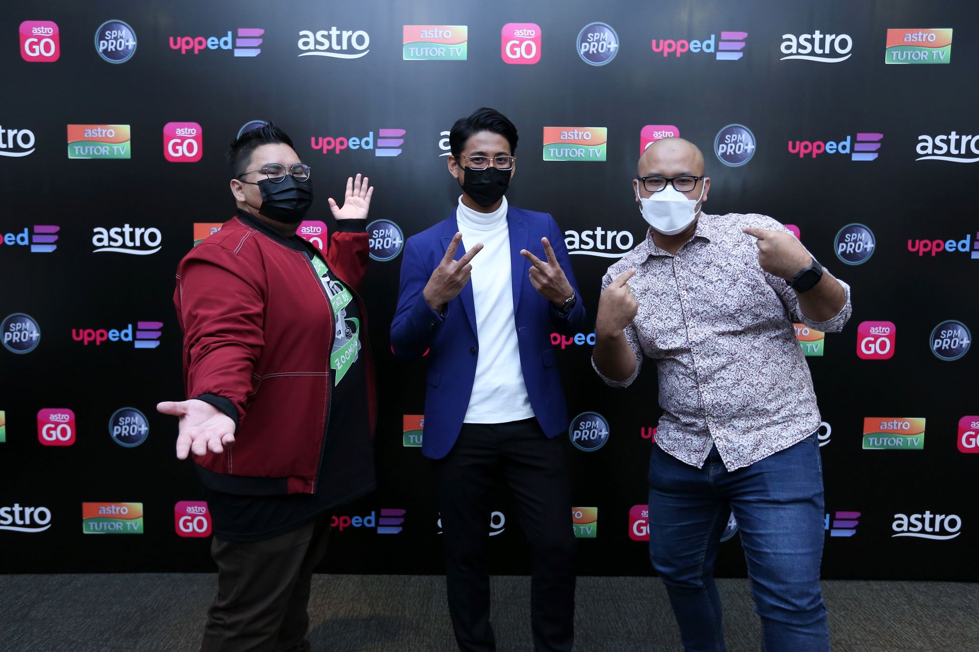 astro teams up with popular tutors for academic series spm pro+