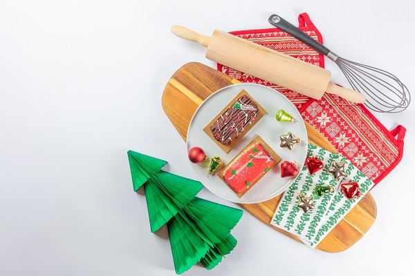 IKEA两种不同口味树形蛋糕