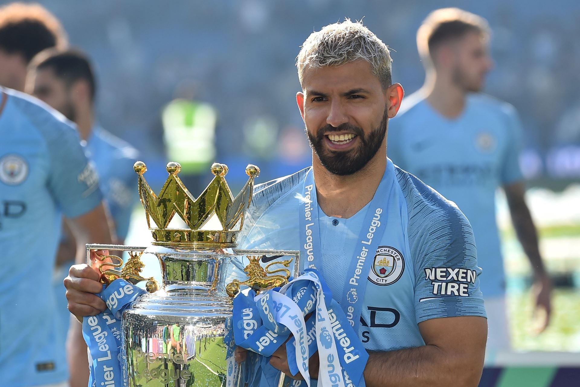 sergio aguero forced into retirement at just 33