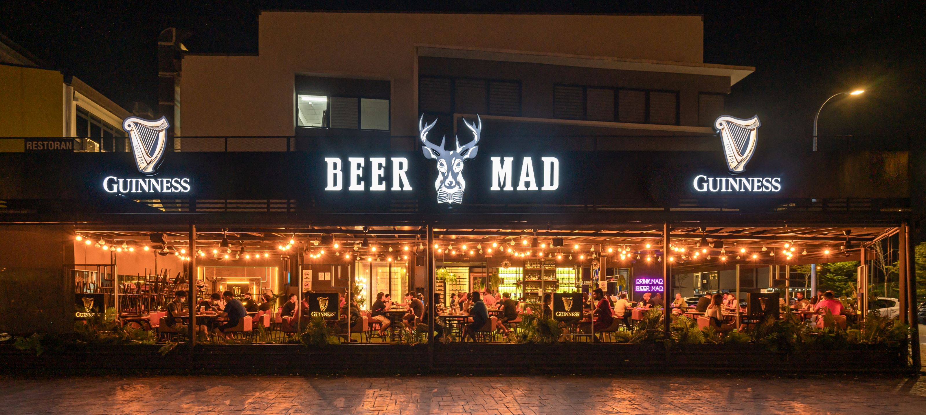 robin at bandar rimbayu酒吧