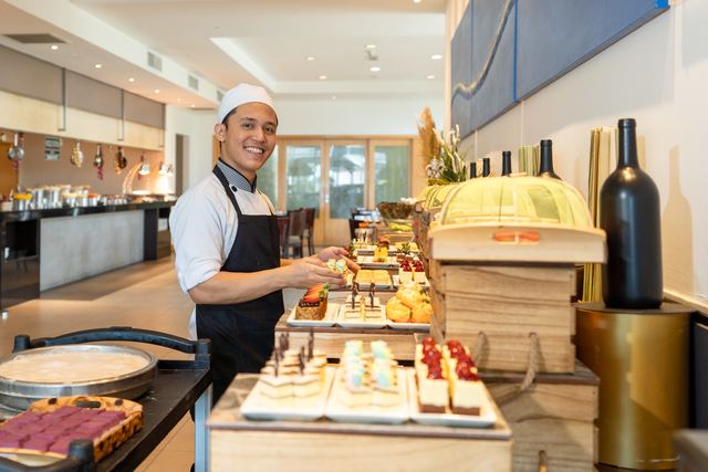 Holiday Inn Melaka Essence Kitchen