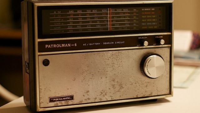 radio-2.jpg