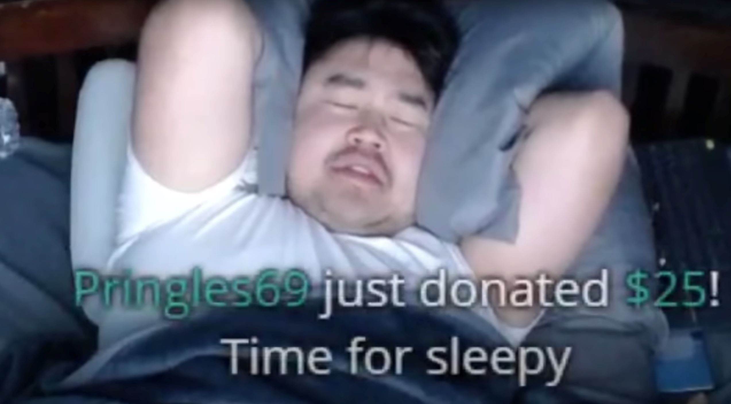 this streamer made over rm64,000 by letting people disrupt his sleep