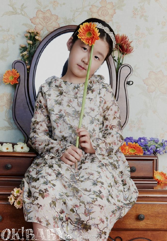 兄妹同框！天天携妹妹拍摄开工写真👫