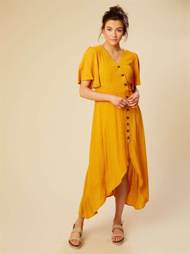wanita di malaysia kurang gemar dengan pakaian warna kuning? 