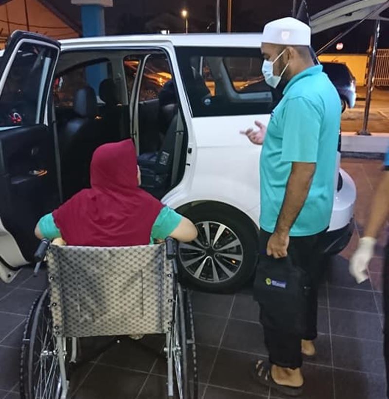 elderly woman in wheelchair found abandoned by the roadside