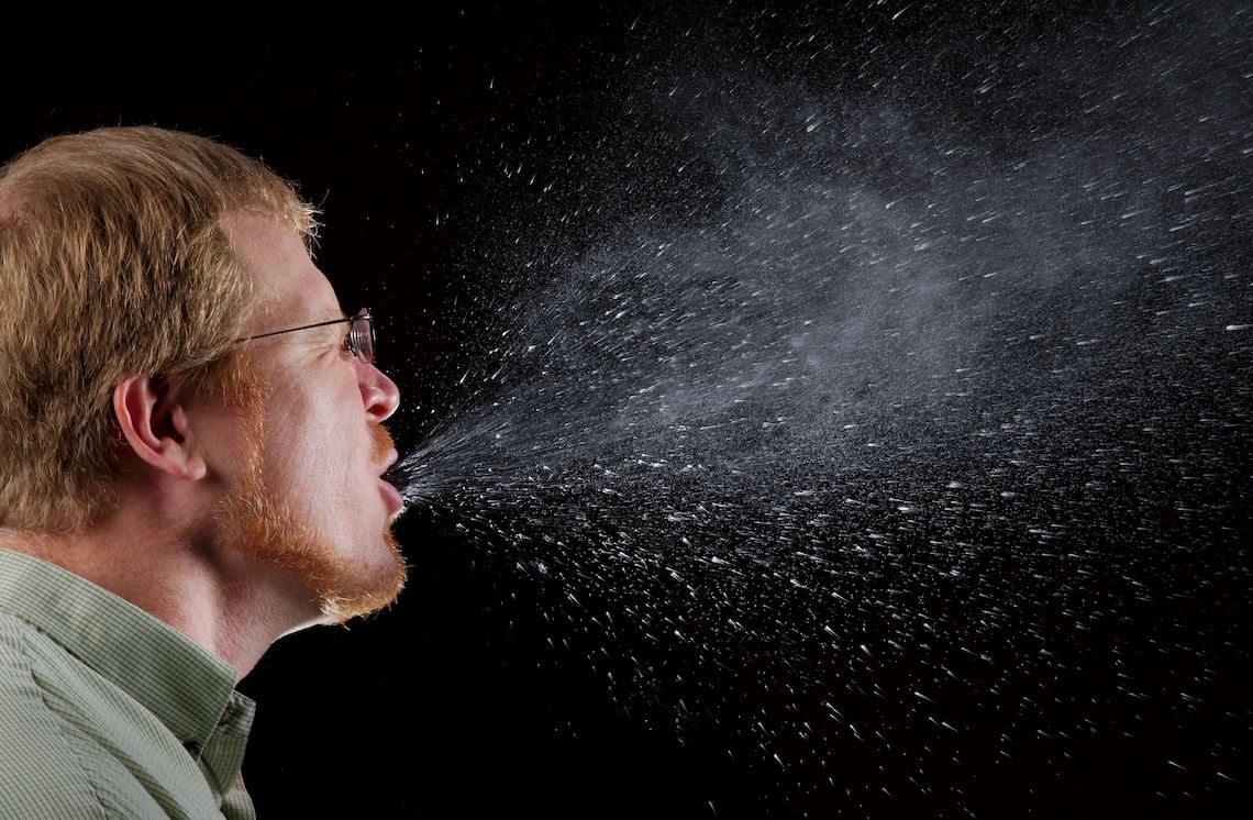 kajian menunjukkan bersin sambil tutup hidung boleh menyebabkan kerosakkan dalaman